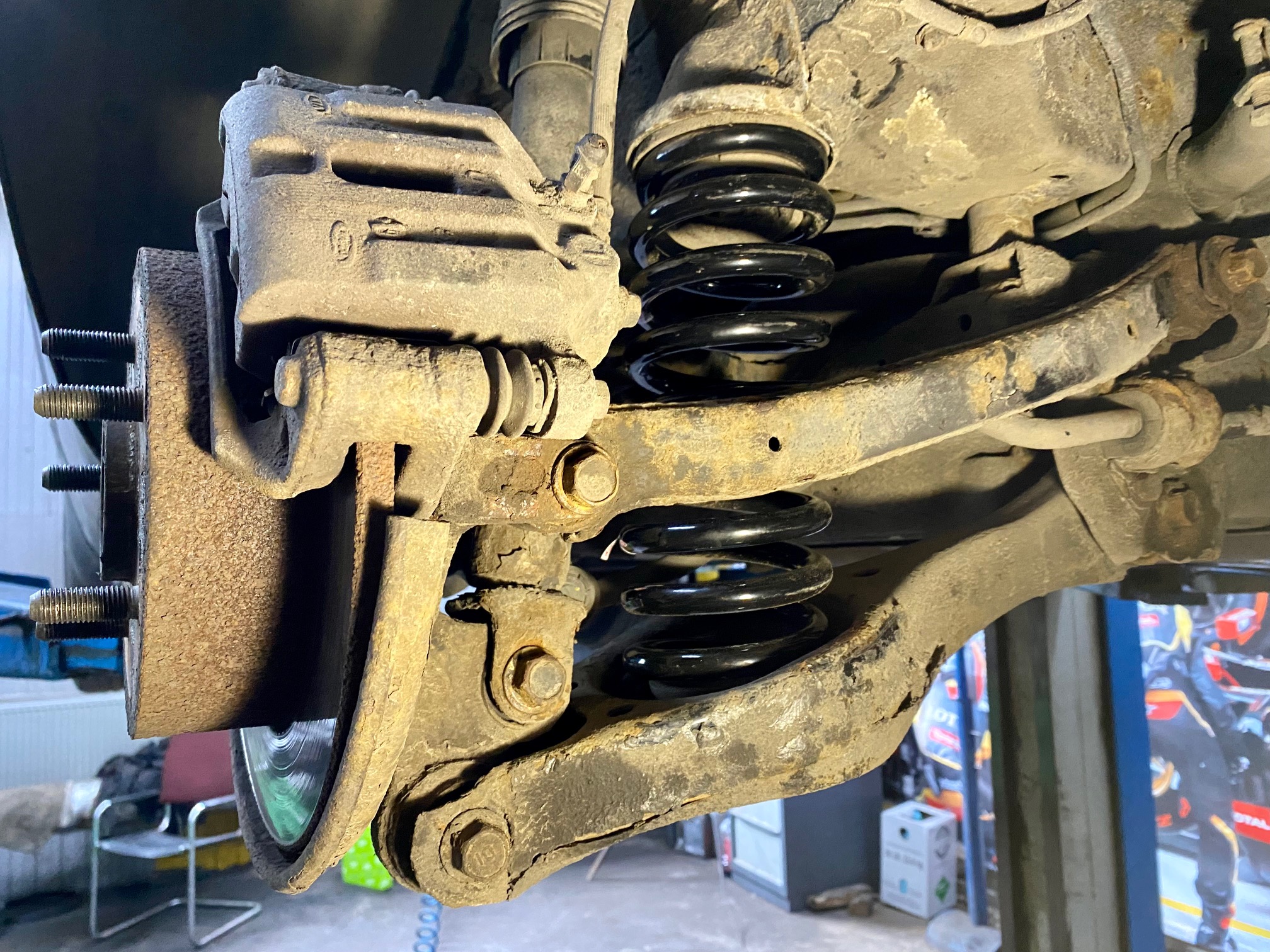 KIA CARENS MZPL135350RR